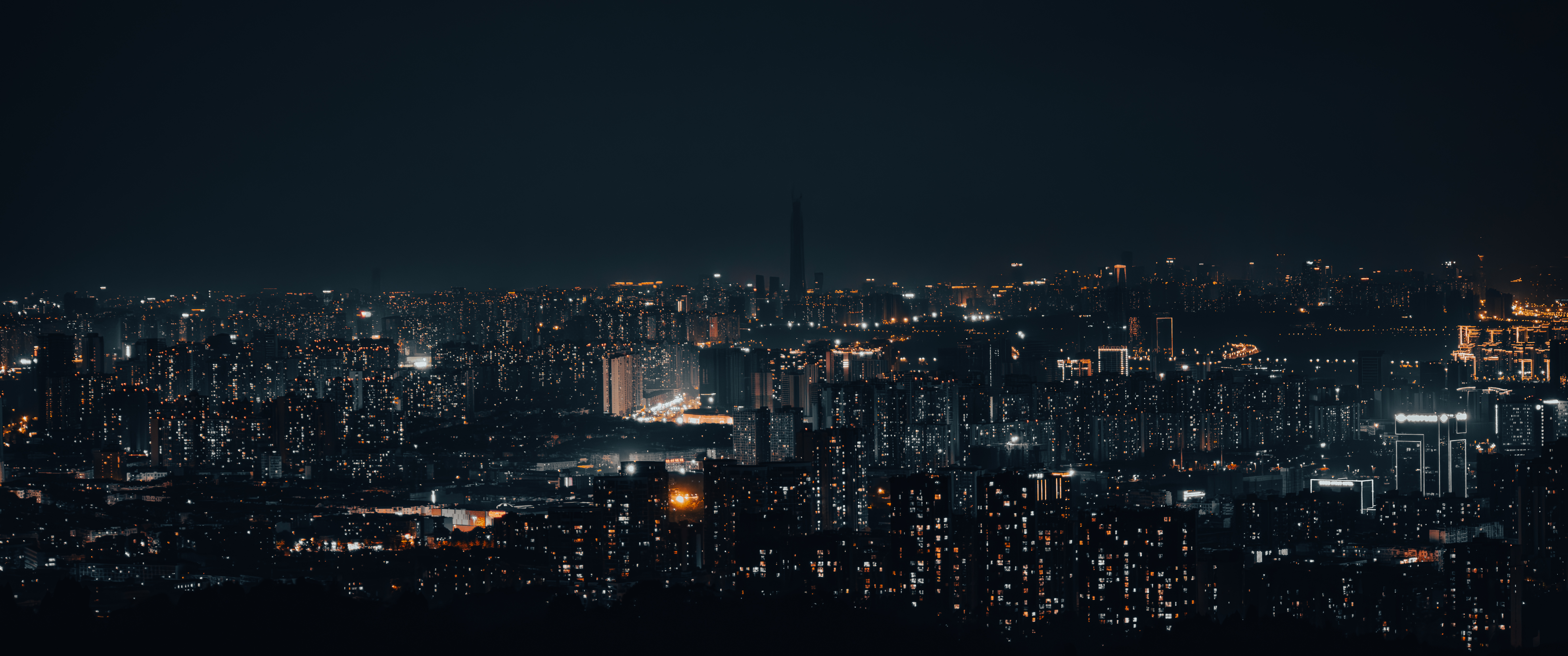 成都夜晚的城市灯火